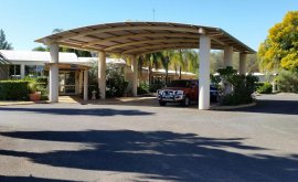 Large covered reception parking area outside of Mulga Country Motor Inn