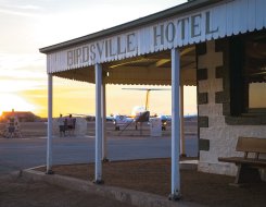 Birdsville Totel